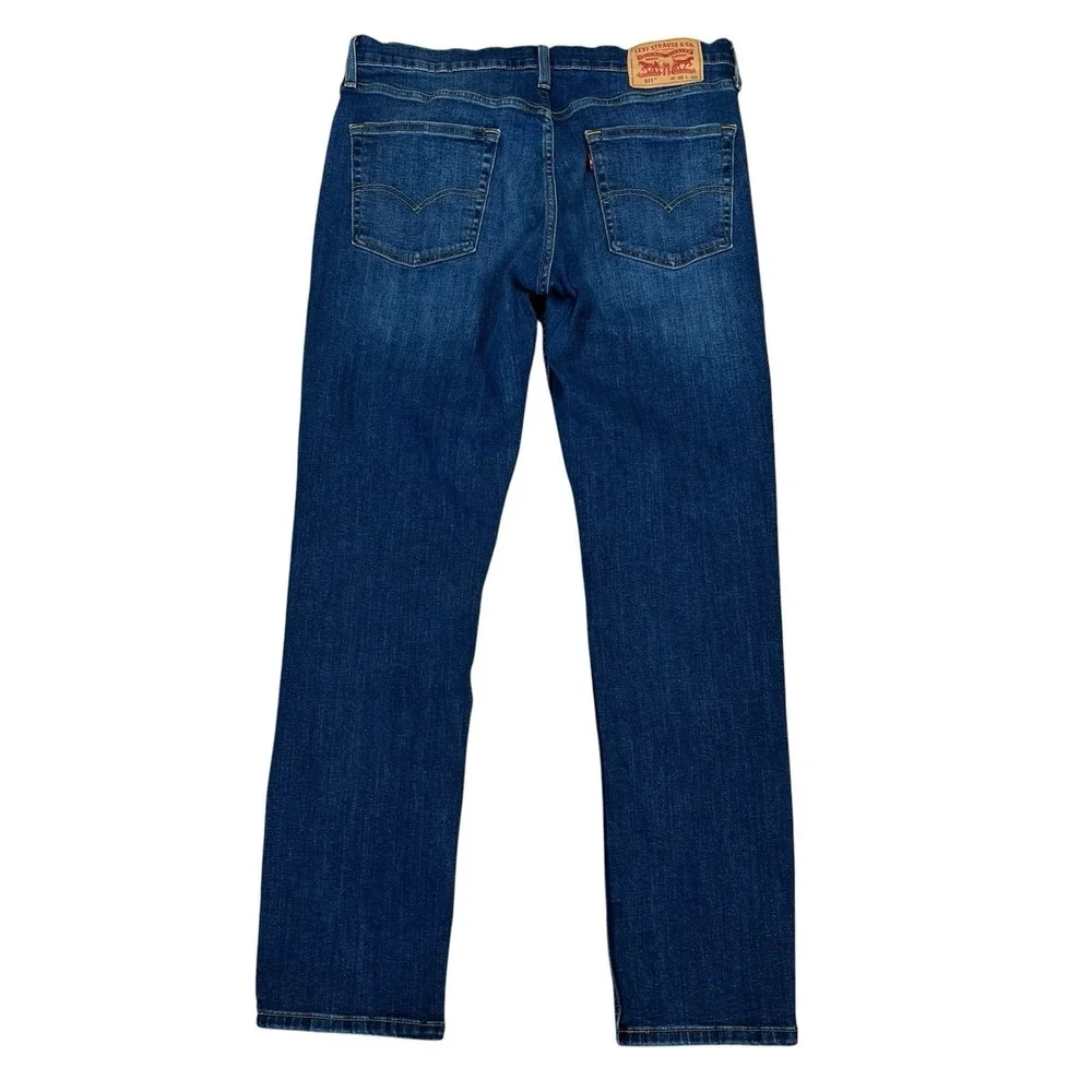 Levis tag size